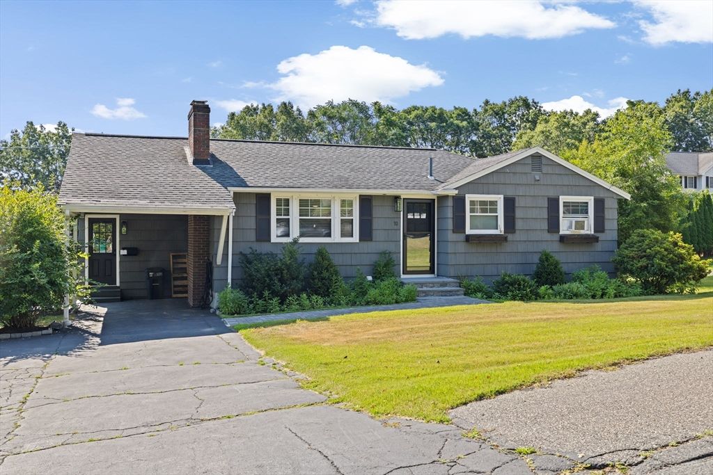 Exterior, Facade, Cape Cod