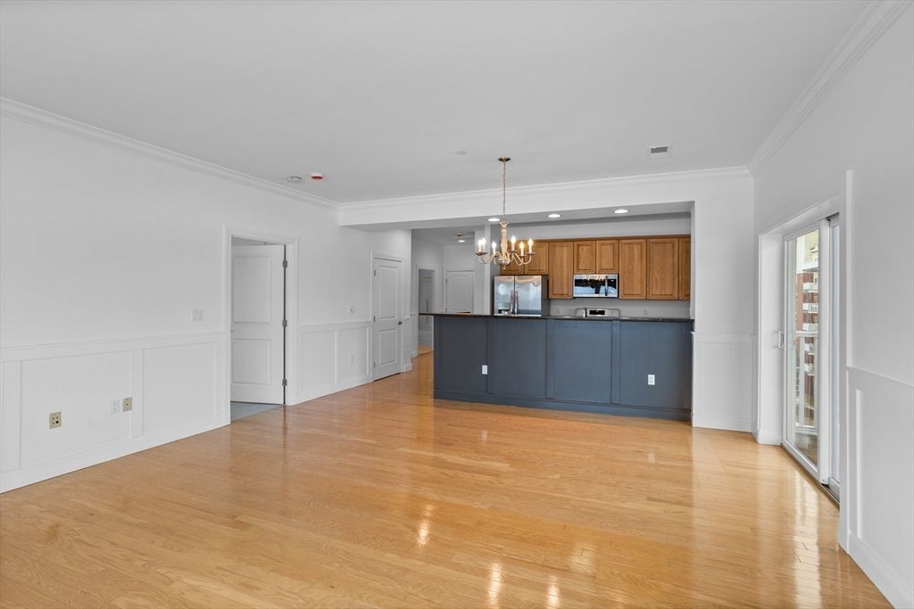 Chandelier, Interior, Kitchen, Recessed Lighting, Wood Texture Flooring