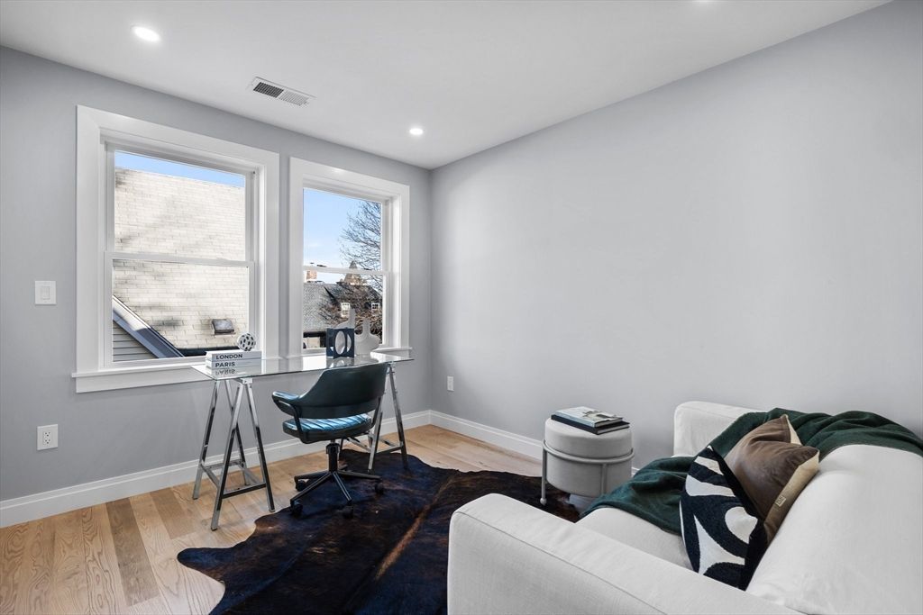 Home Office, Interior, Recessed Lighting, Wood Texture Flooring