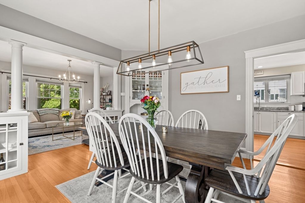 Dining room, Interior, Living room, Pendant Lights, Wood Texture Flooring