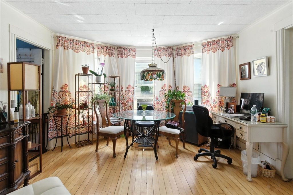 Home Office, Interior, Pendant Lights, Wood Texture Flooring