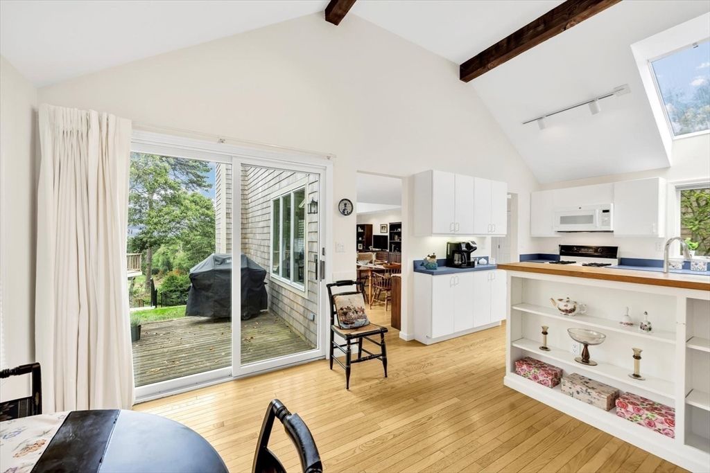 Interior, Kitchen, Wooden Beams, Wood Texture Flooring