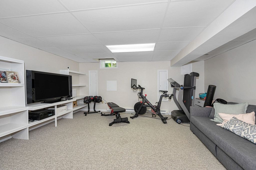 Fitness Equipment, Interior, Recessed Lighting