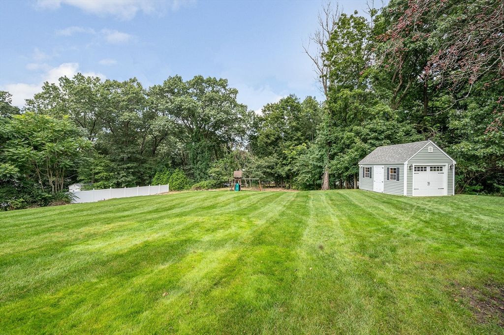 Backyard, Detached Garage, Exterior