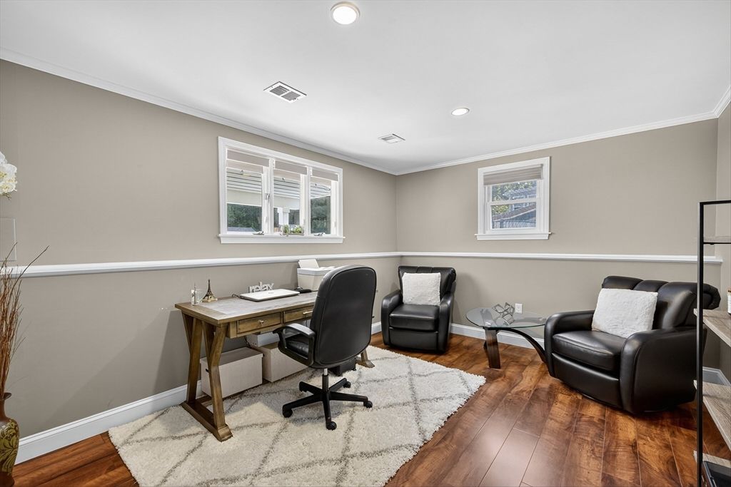 Home Office, Interior, Recessed Lighting, Wood Texture Flooring