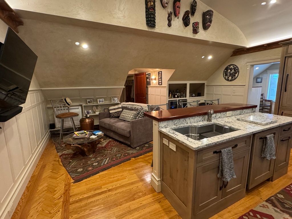 Interior, Kitchen, Living room, Recessed Lighting, Wood Texture Flooring