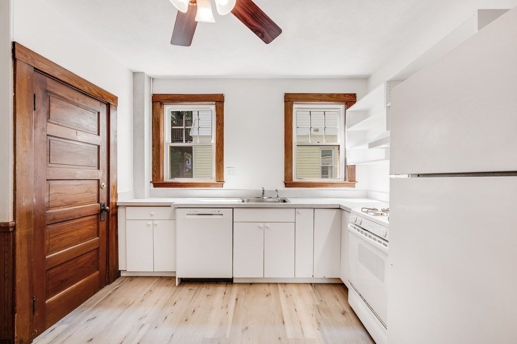 Interior, Kitchen, Wood Texture Flooring