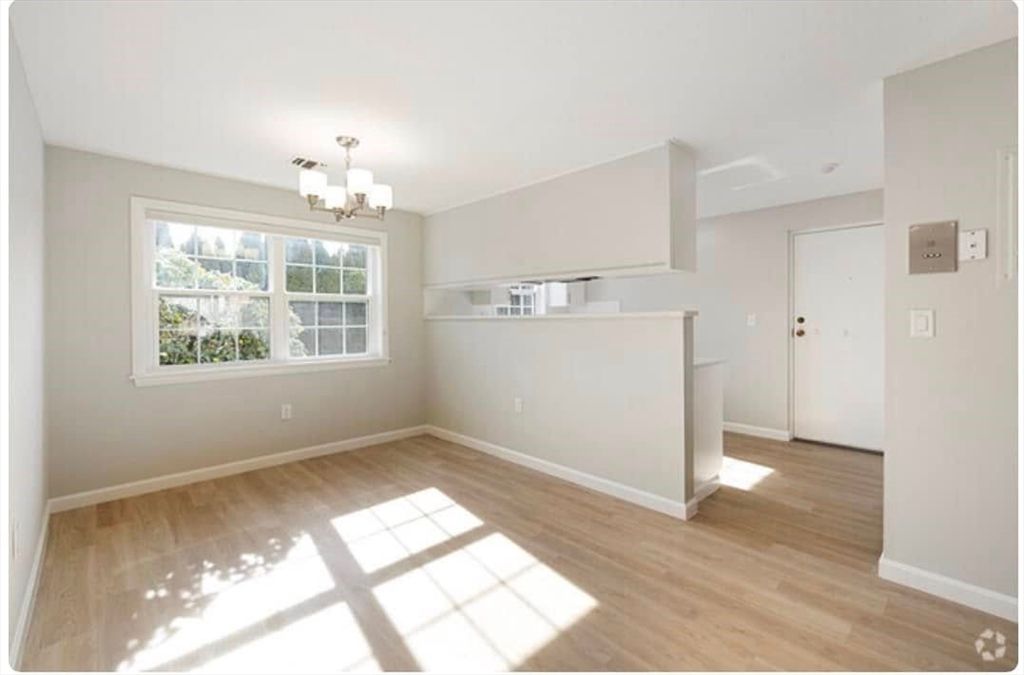 Chandelier, Empty room, Interior, Wood Texture Flooring