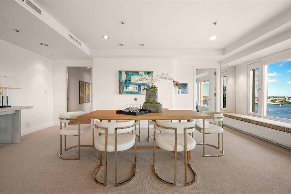 Dining room, Interior, Recessed Lighting, Water