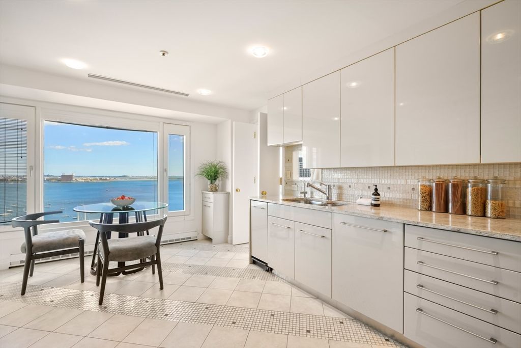 Dining room, Interior, Kitchen, Recessed Lighting, Water