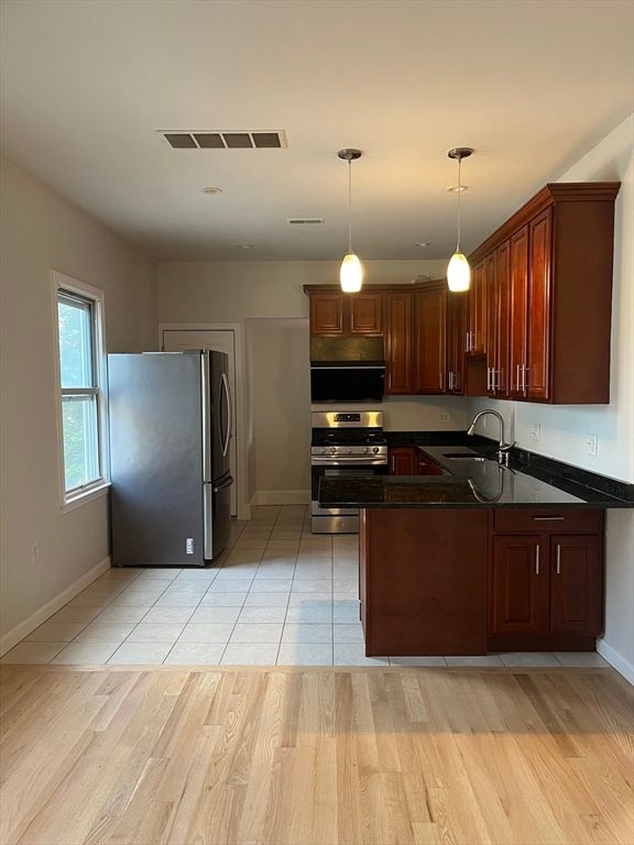 Interior, Kitchen, Pendant Lights, Wood Texture Flooring