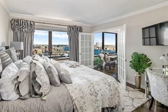 Bedroom, Interior, Water, Wood Texture Flooring