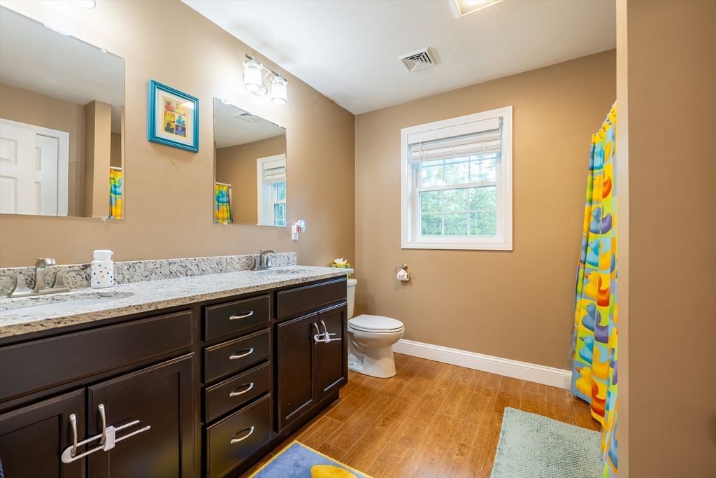 Bathroom, Dual Sink Vanities, Interior, Wood Texture Flooring