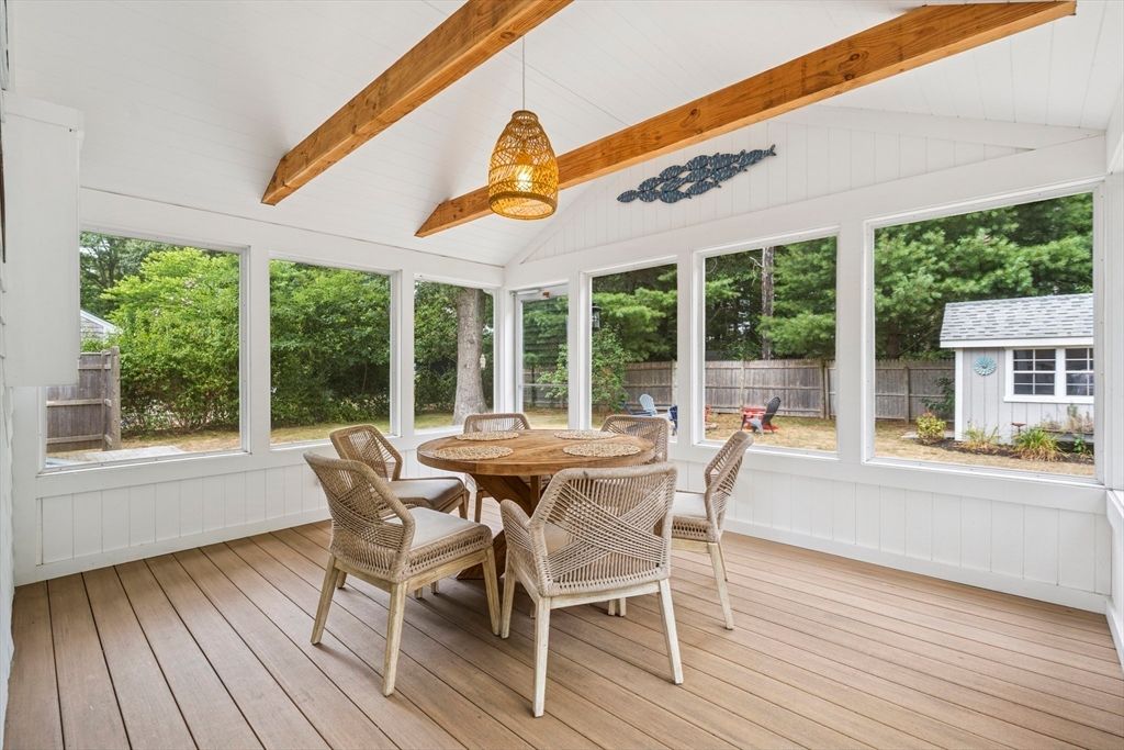 Dining room, Interior, Pendant Lights, Sun Room, Wooden Beams, Wood Texture Flooring