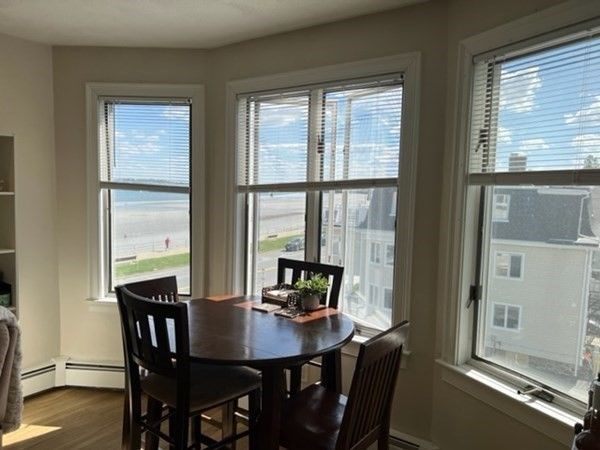 Dining room, Interior, Wood Texture Flooring