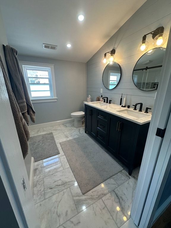 Bathroom, Dual Sink Vanities, Interior, Marble, Recessed Lighting