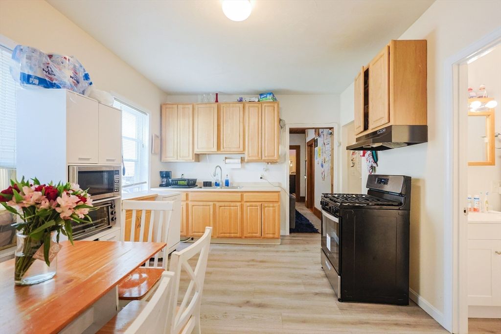 Interior, Kitchen, Wood Texture Flooring