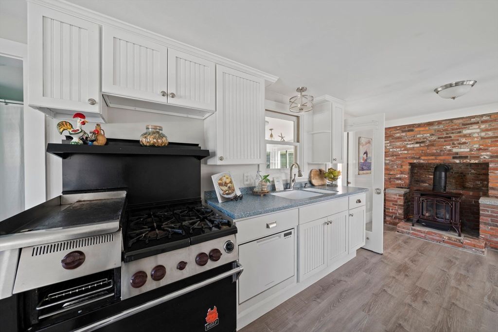 Fireplace, Interior, Kitchen, Stone Walls, Wood Texture Flooring
