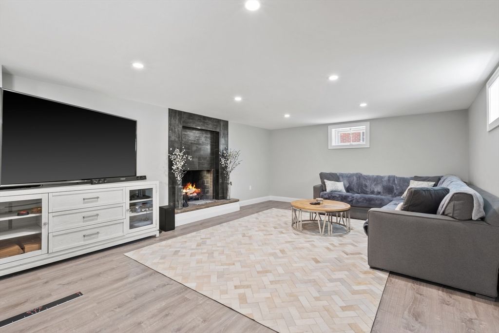 Fireplace, Interior, Living room, Recessed Lighting, Wood Texture Flooring