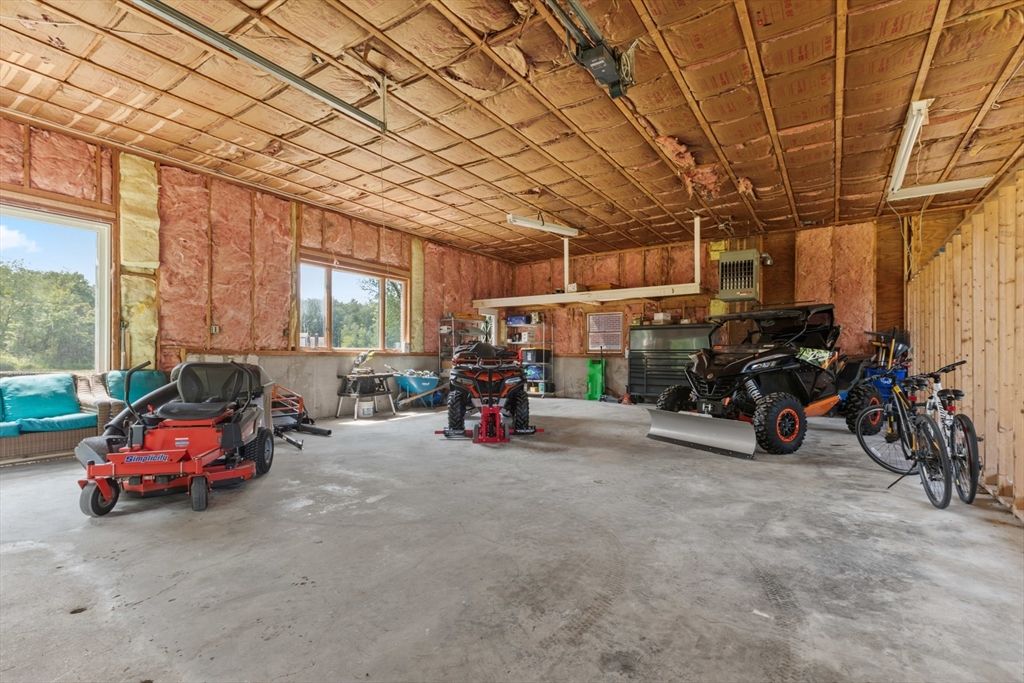 Garage, Interior, Wooden Ceilings, Wooden Walls