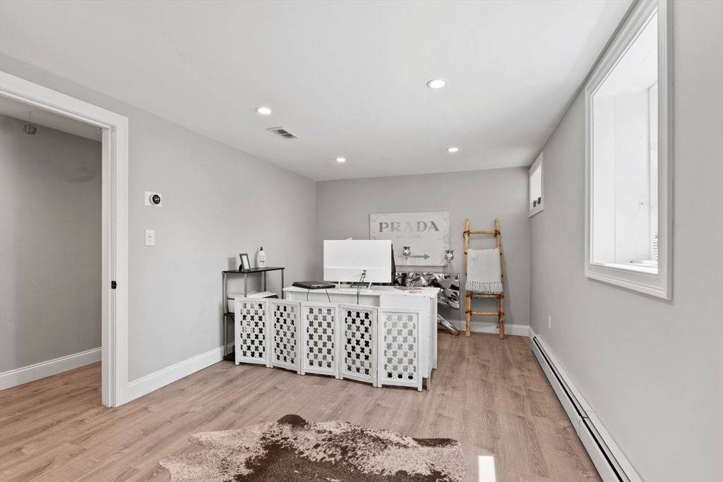 Home Office, Interior, Recessed Lighting, Wood Texture Flooring