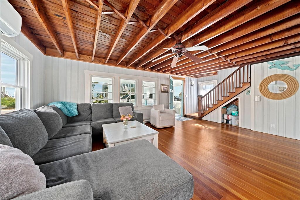 Interior, Living room, Wooden Beams, Wooden Ceilings, Wood Texture Flooring