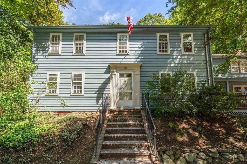 Exterior, Facade, Georgian