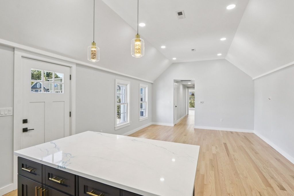 Interior, Pendant Lights, Recessed Lighting, Wood Texture Flooring