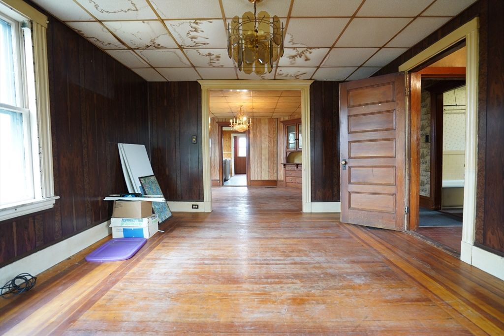Chandelier, Interior, Wood Texture Flooring, Wooden Walls