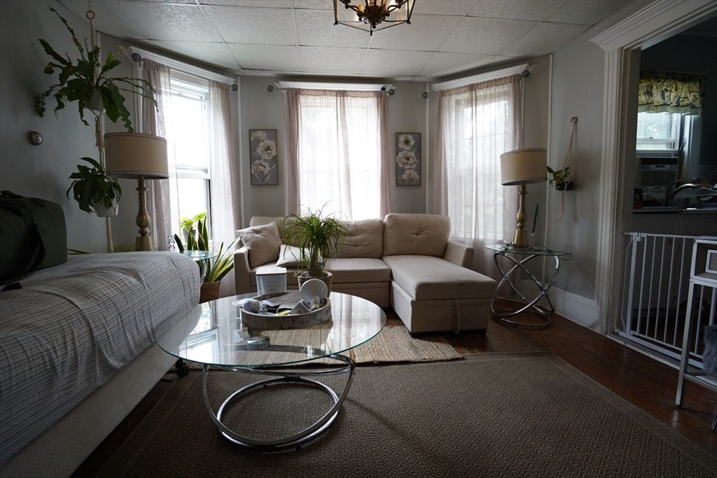 Chandelier, Interior, Living room, Wood Texture Flooring