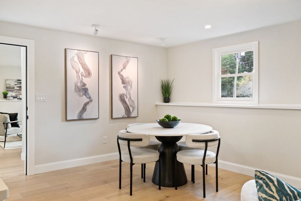 Dining room, Interior, Recessed Lighting, Wood Texture Flooring