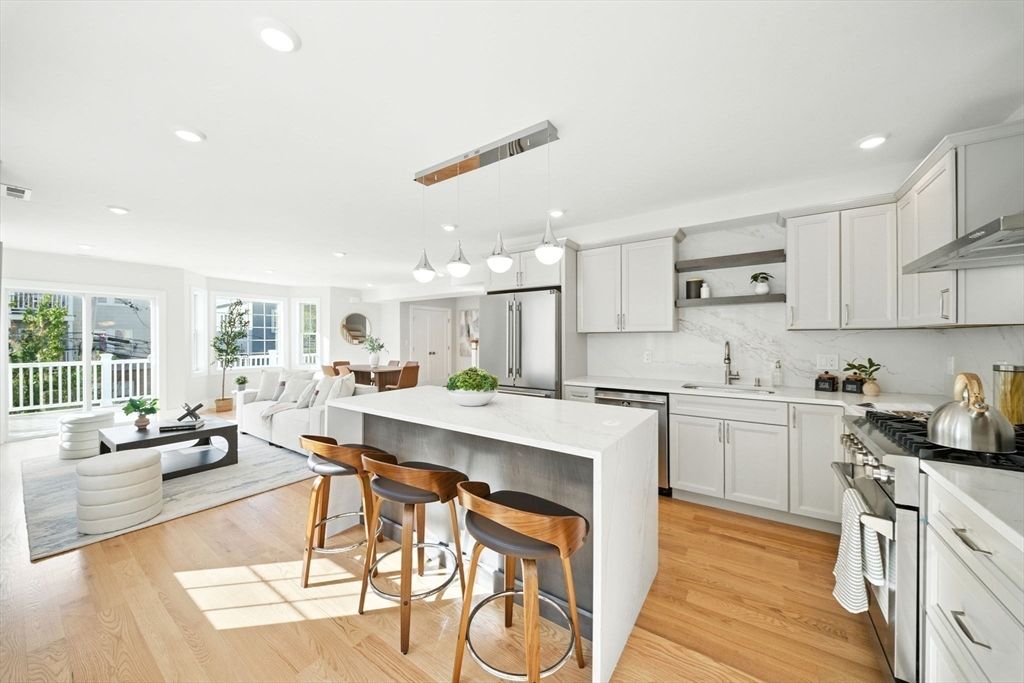 Interior, Kitchen, Living room, Pendant Lights, Recessed Lighting, Stainless Steel Appliances, Wood Texture Flooring