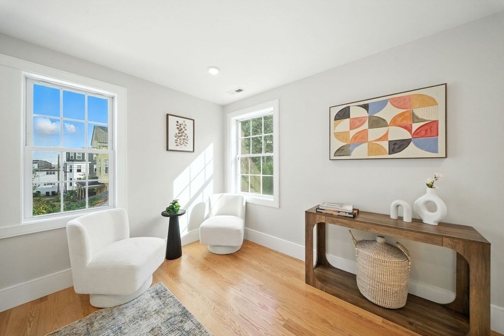 Home Office, Interior, Recessed Lighting, Water, Wood Texture Flooring