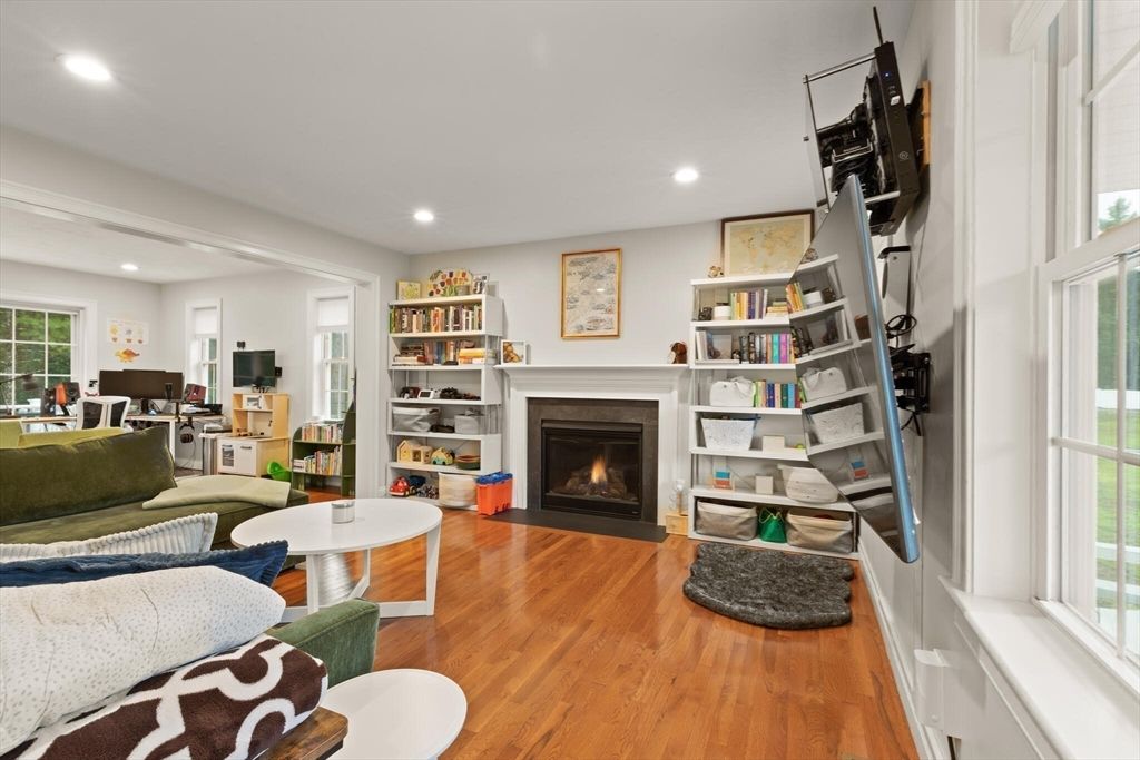 Fireplace, Interior, Living room, Recessed Lighting, Wood Texture Flooring