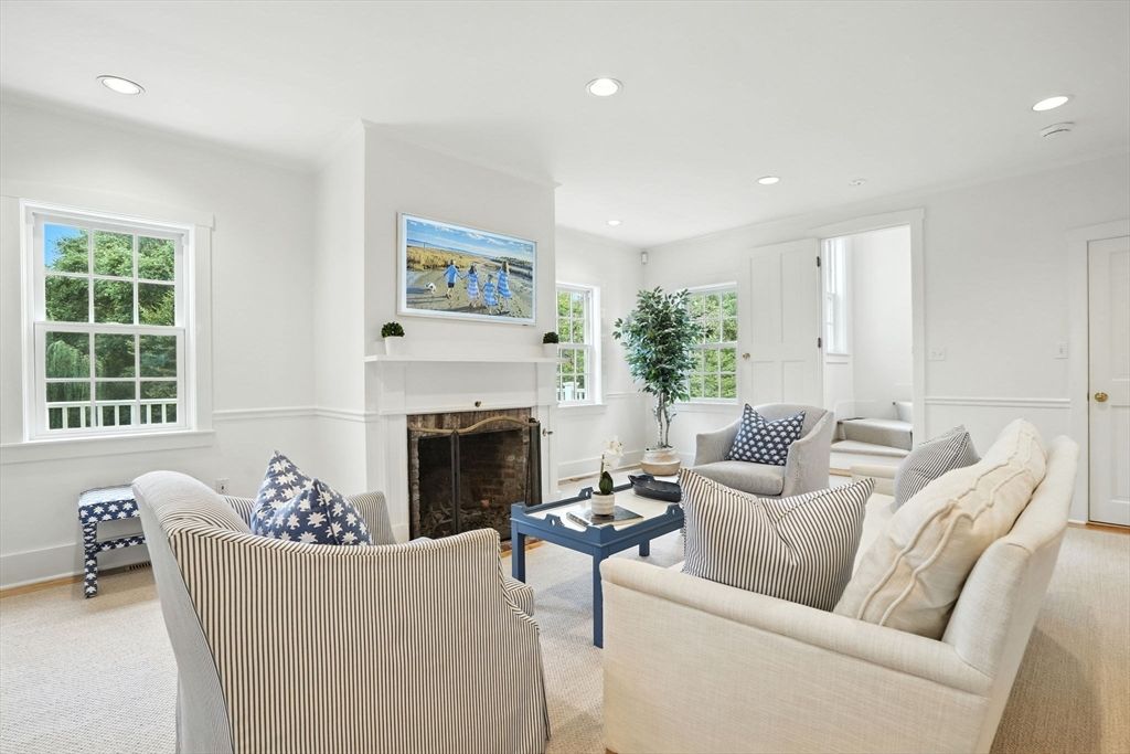 Fireplace, Interior, Living room, Recessed Lighting