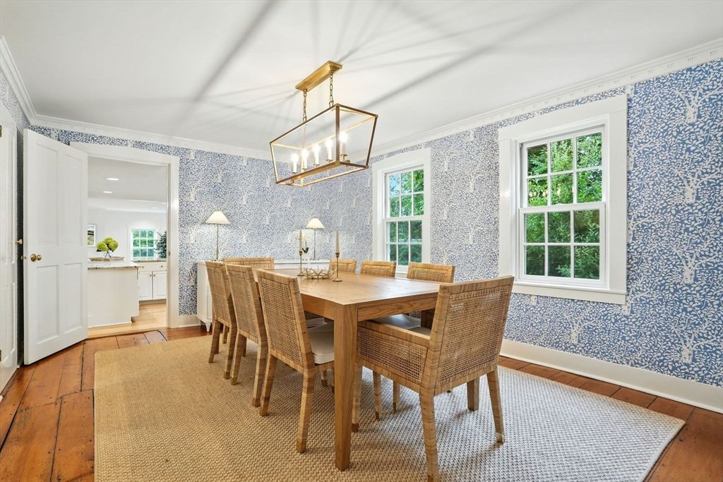 Dining room, Interior, Pendant Lights, Recessed Lighting, Wood Texture Flooring