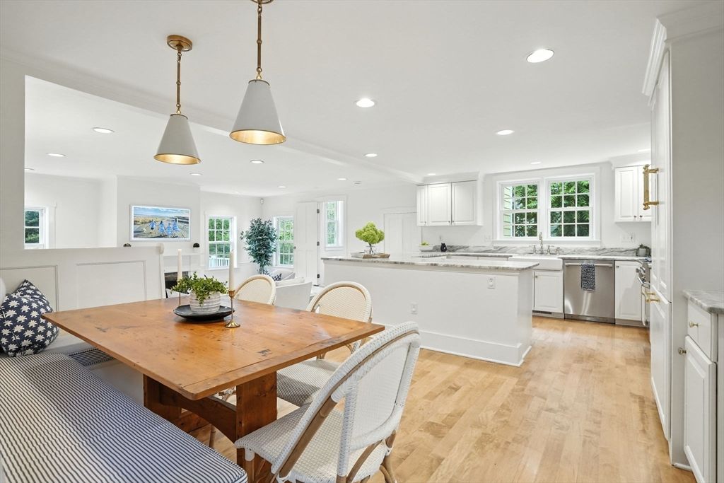 Dining room, Interior, Kitchen, Pendant Lights, Recessed Lighting, Stainless Steel Appliances, Wood Texture Flooring