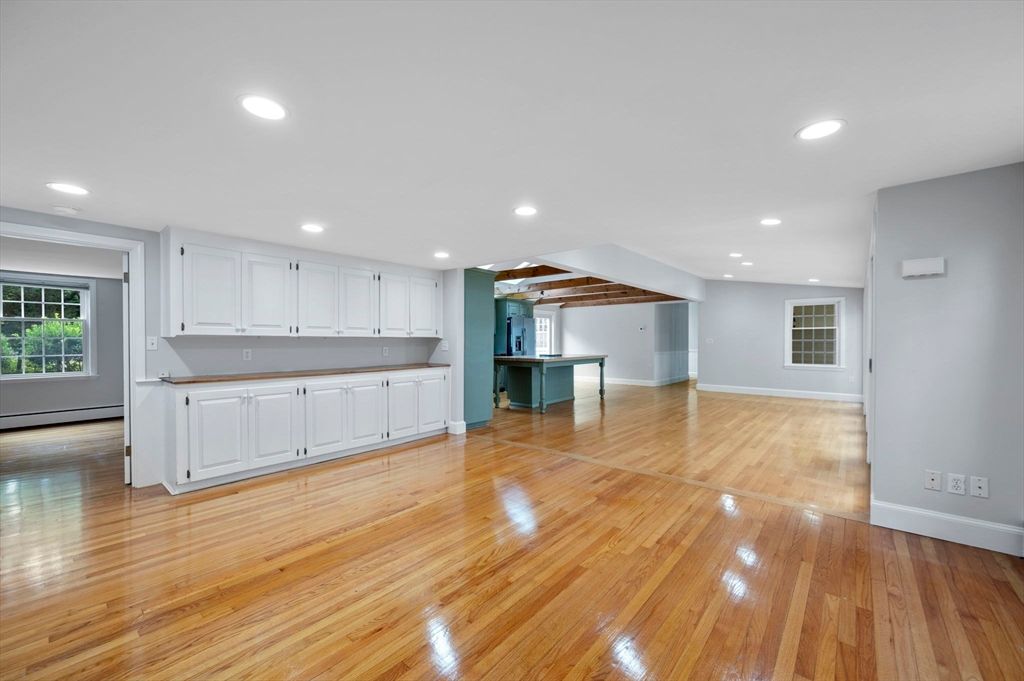 Empty room, Interior, Kitchen, Recessed Lighting, Wood Texture Flooring