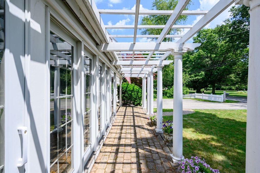 Exterior, Glass Ceilings, Sun Room