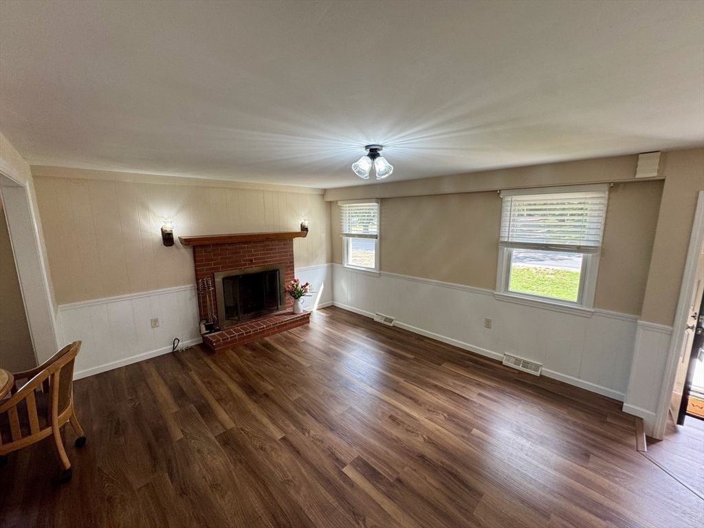 Empty room, Fireplace, Interior, Wood Texture Flooring