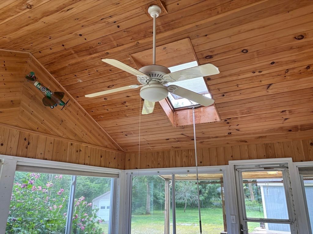 Interior, Sun Room, Wooden Ceilings