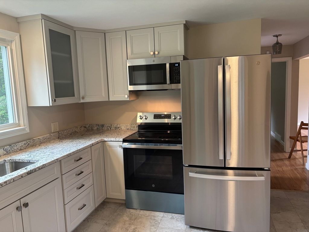 Interior, Kitchen, Stainless Steel Appliances