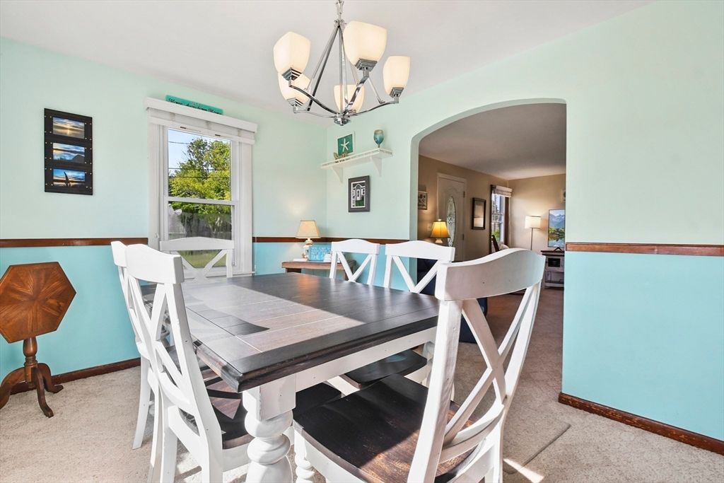 Chandelier, Dining room, Interior