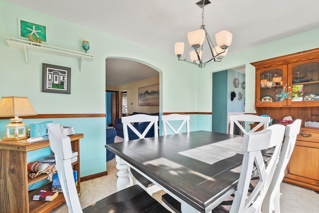 Chandelier, Dining room, Interior