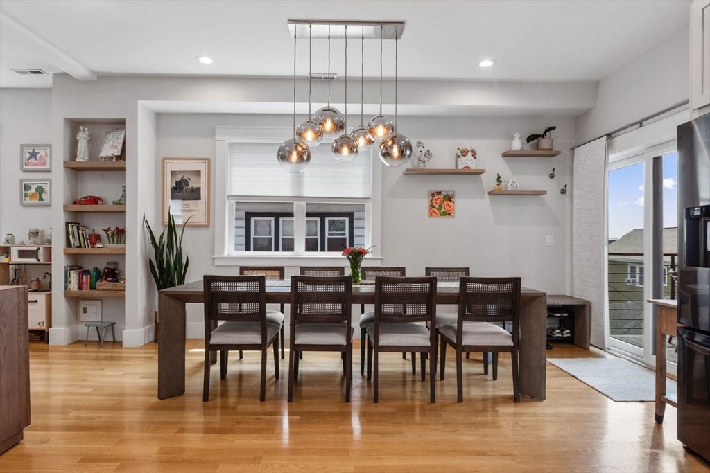 Dining room, Interior, Pendant Lights, Recessed Lighting, Wood Texture Flooring