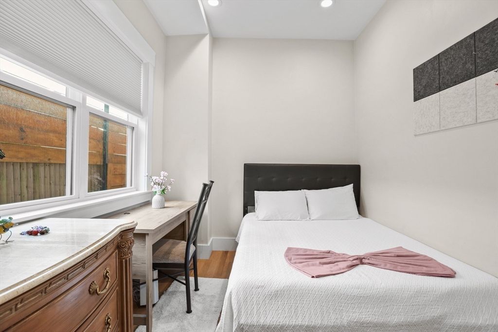 Bedroom, Home Office, Interior, Recessed Lighting