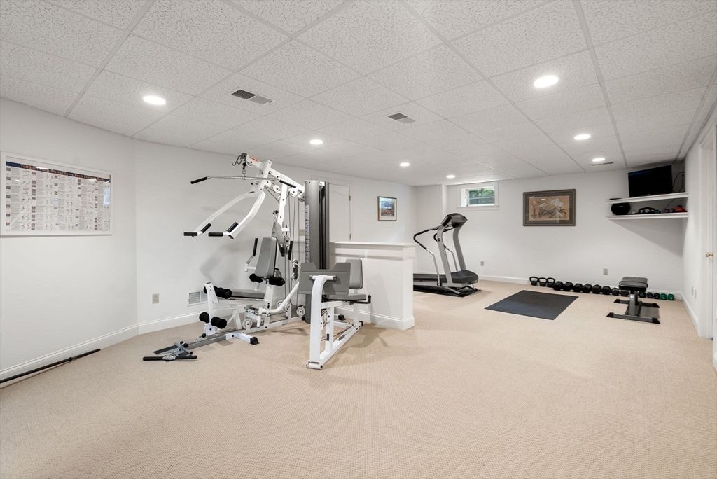 Fitness Equipment, Interior, Recessed Lighting