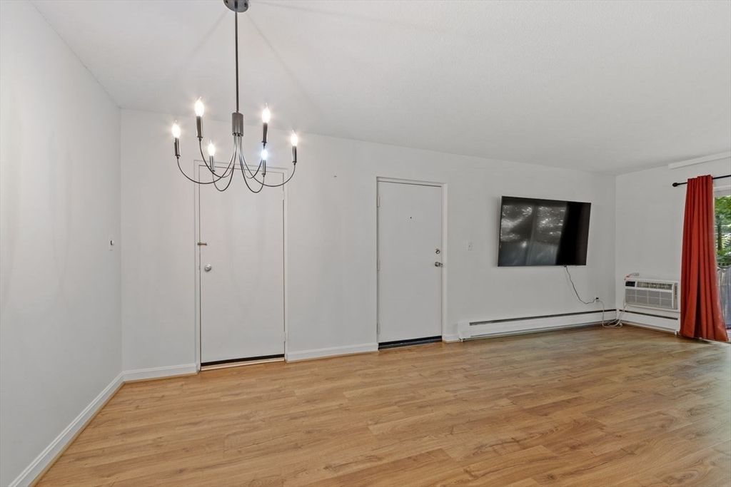 Chandelier, Empty room, Interior, Wood Texture Flooring
