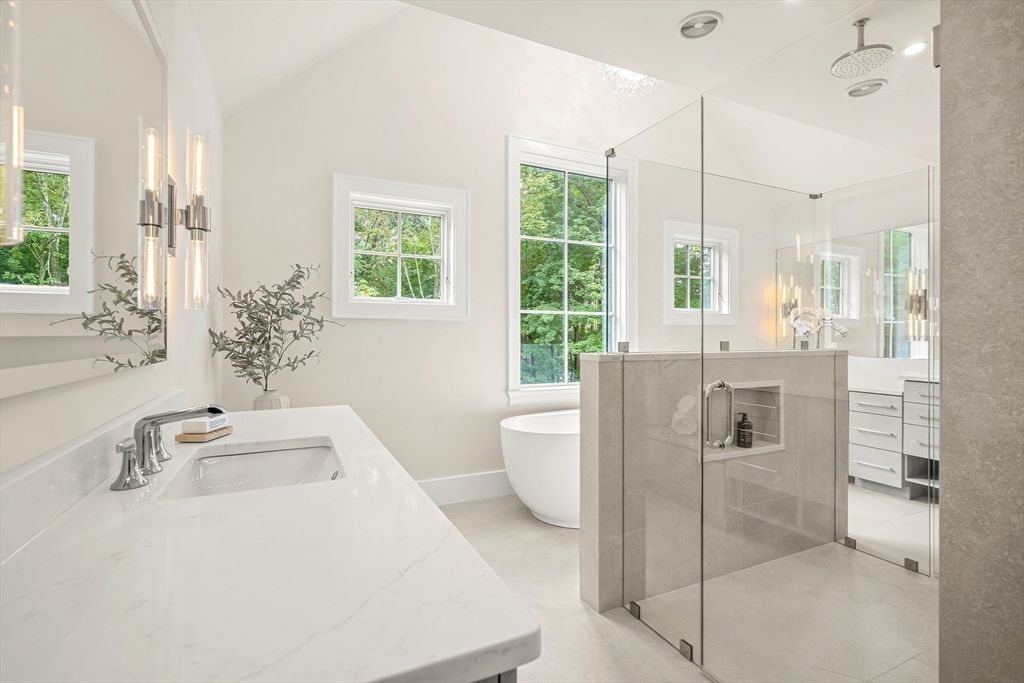 Bathroom, Dual Sink Vanities, Free Standing Baths, Glass Shower, Interior, Recessed Lighting