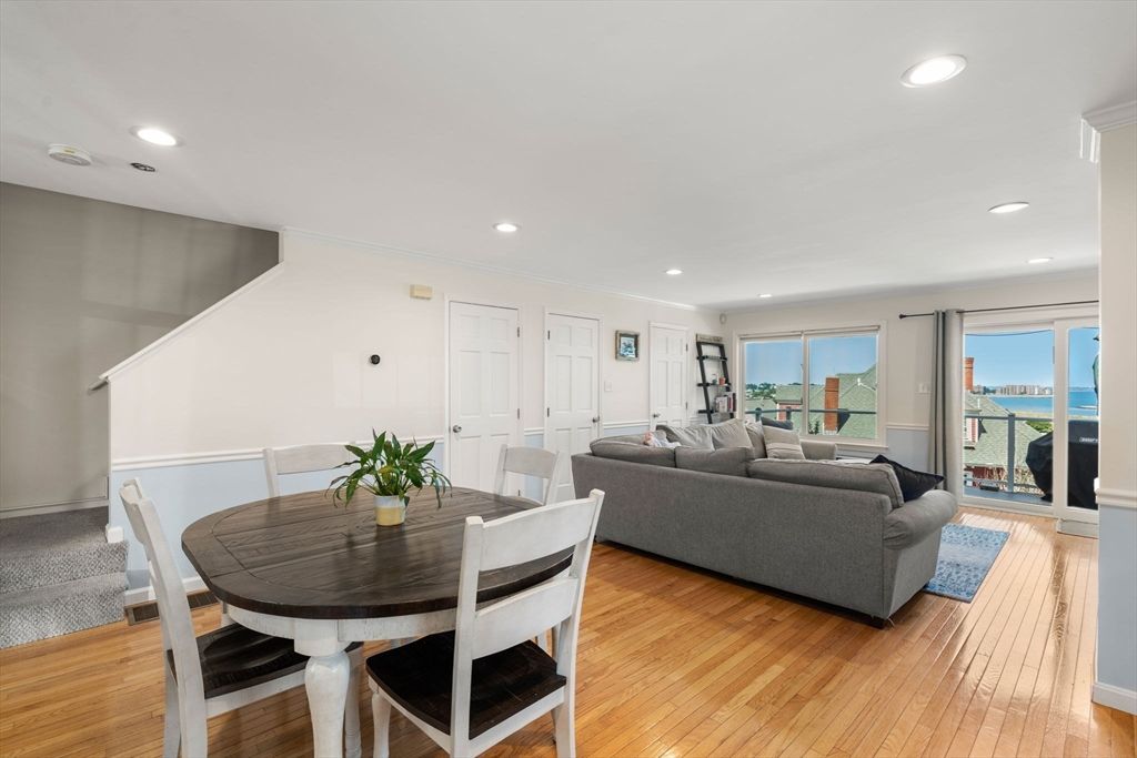 Dining room, Interior, Living room, Recessed Lighting, Water, Wood Texture Flooring